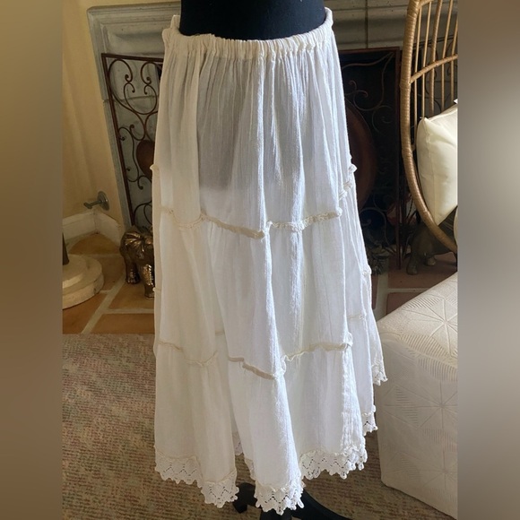 Tiered Maxi Skirt Low Rise w Crochet Hem Elastic Waistband Size fit up to M/L - Picture 5 of 8
